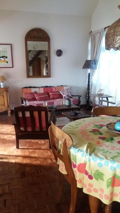 Comfy Home-Tropical Garden & 5 Min Walk To Beach Tamarin Exterior photo