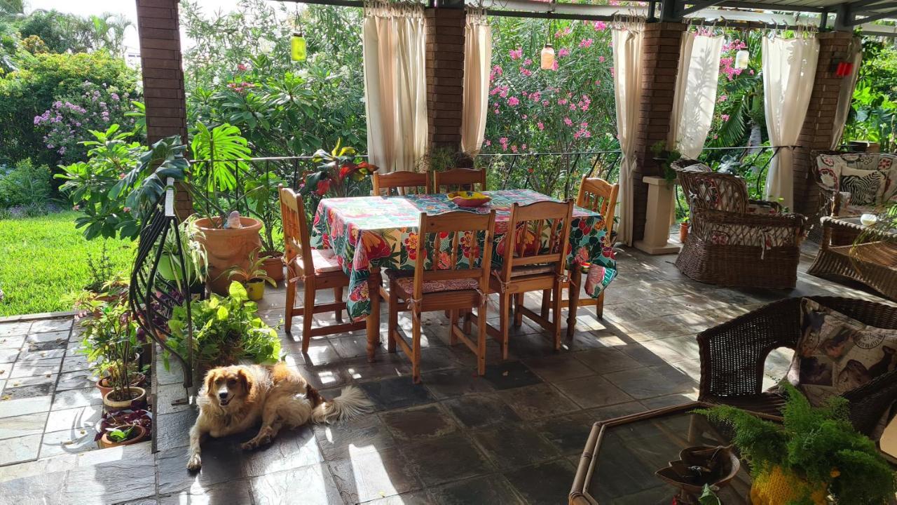 Comfy Home-Tropical Garden & 5 Min Walk To Beach Tamarin Exterior photo